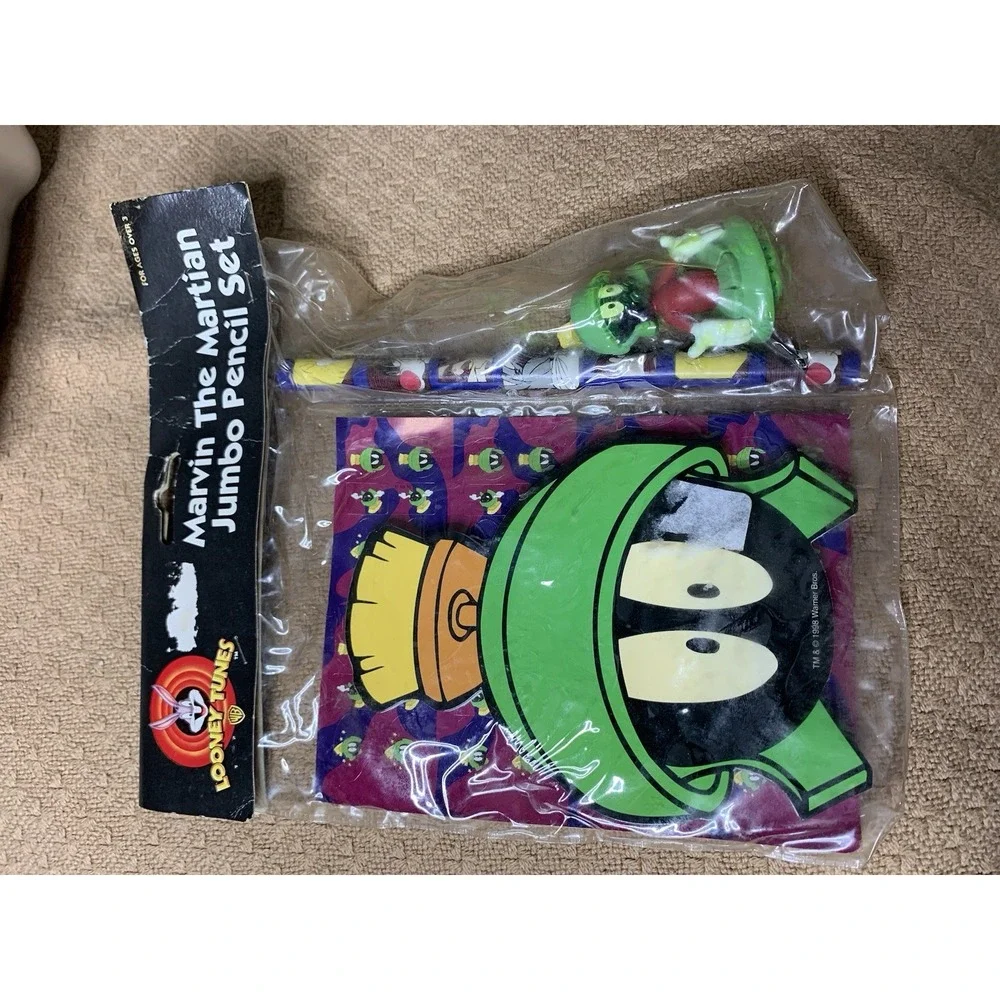 Marvin The Martian Jumbo Pencil Set Notebook Pen Set  VTG 90s‎